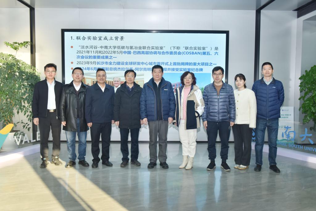 厦门市科学技术局局长孔曙光一行到联合实验室参观调研